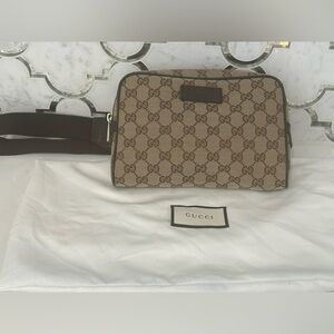 GG Canvas Waist Belt Bag / like new worn only a few times. Great condition